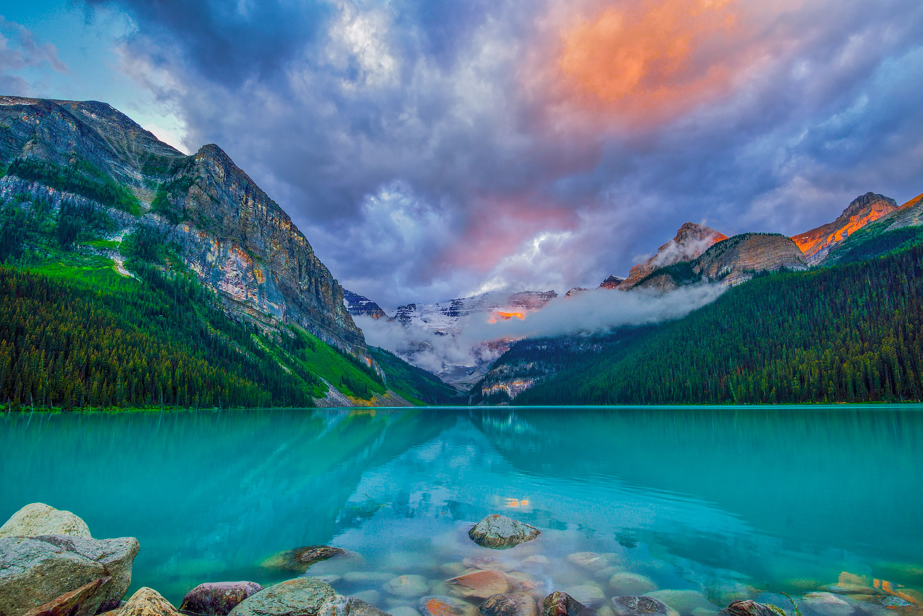 Cloudy Sunrise on Lake Louise | Shutterbug